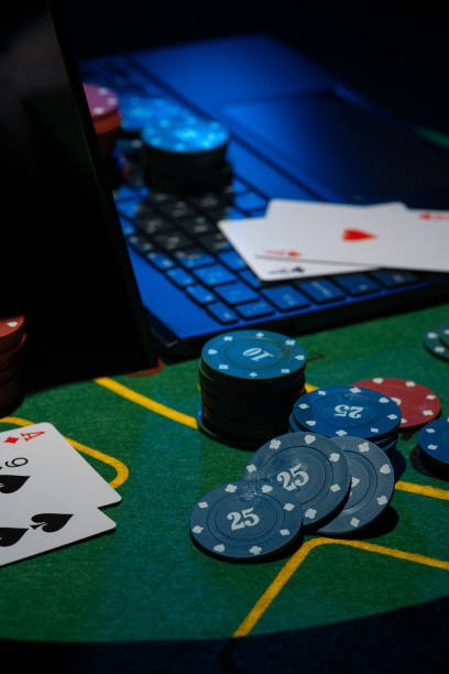Dragon Tiger live table at dprtoto with dealer and two card positions